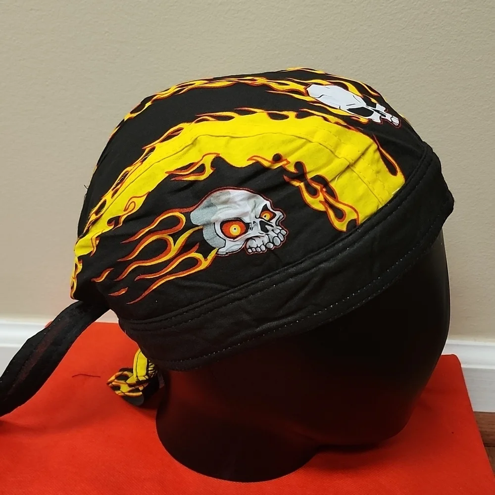 Flames and Raging Skulls Lined Headwrap - Picture 2 of 7